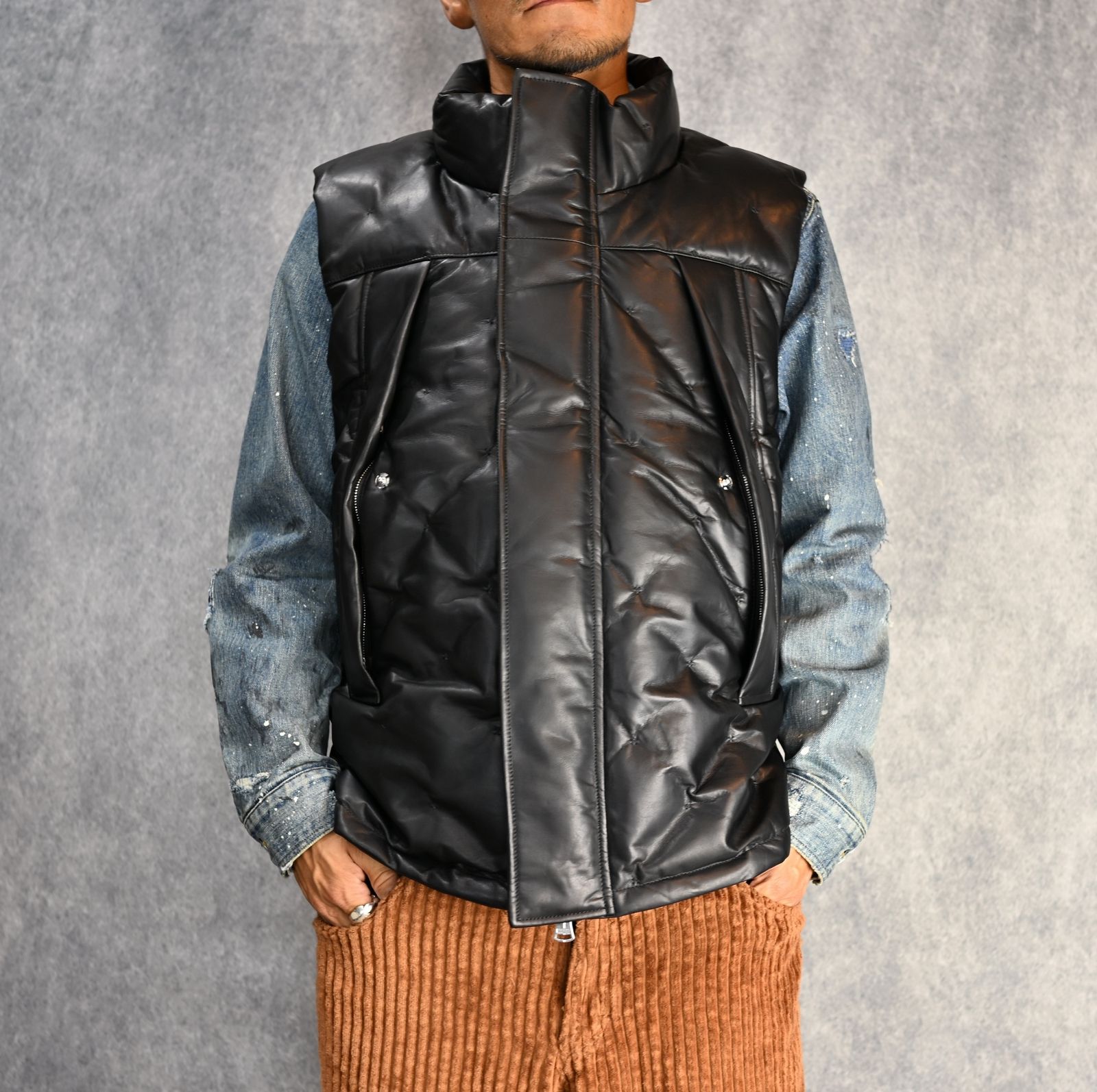 ISAMU KATAYAMA BACKLASH - ファニチャーレザー + ポーランドホワイト