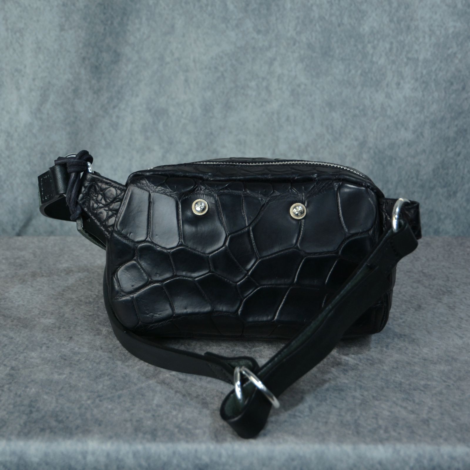 ISAMU KATAYAMA BACKLASH - The Line クロコダイル ポーチバッグ （BLK