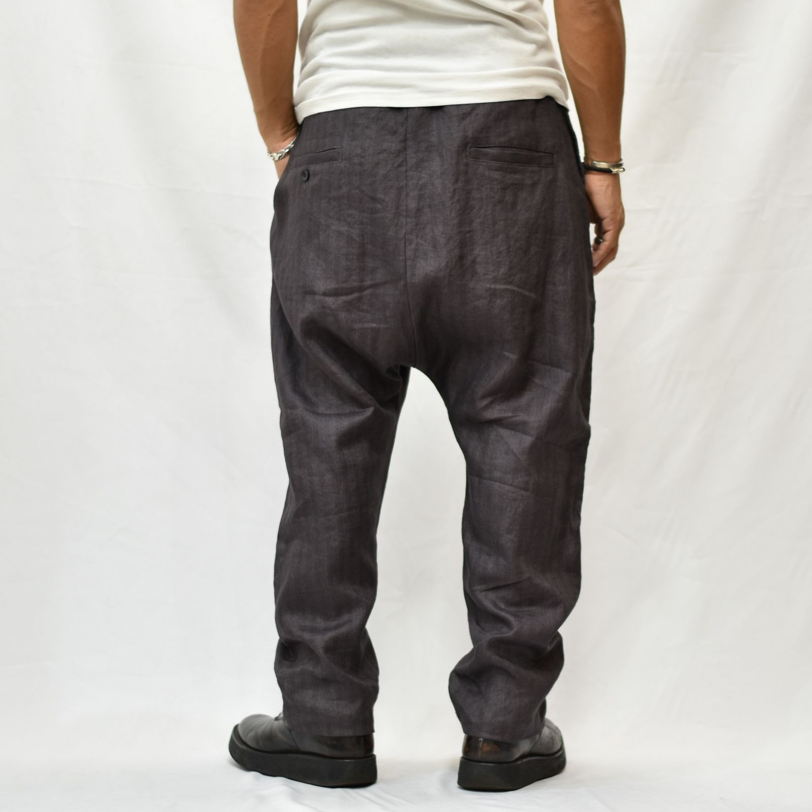 ISAMU KATAYAMA BACKLASH - へリンボンリネン サルエルイージーパンツ