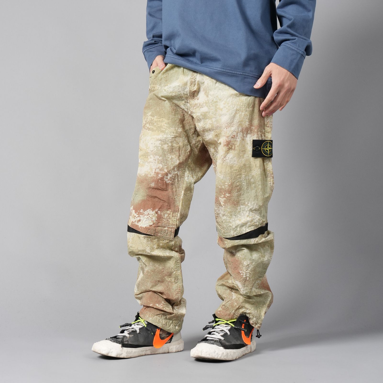 ストーンアイランド 22SS NYLON COTTON BATAVIA ハンガー ストーン