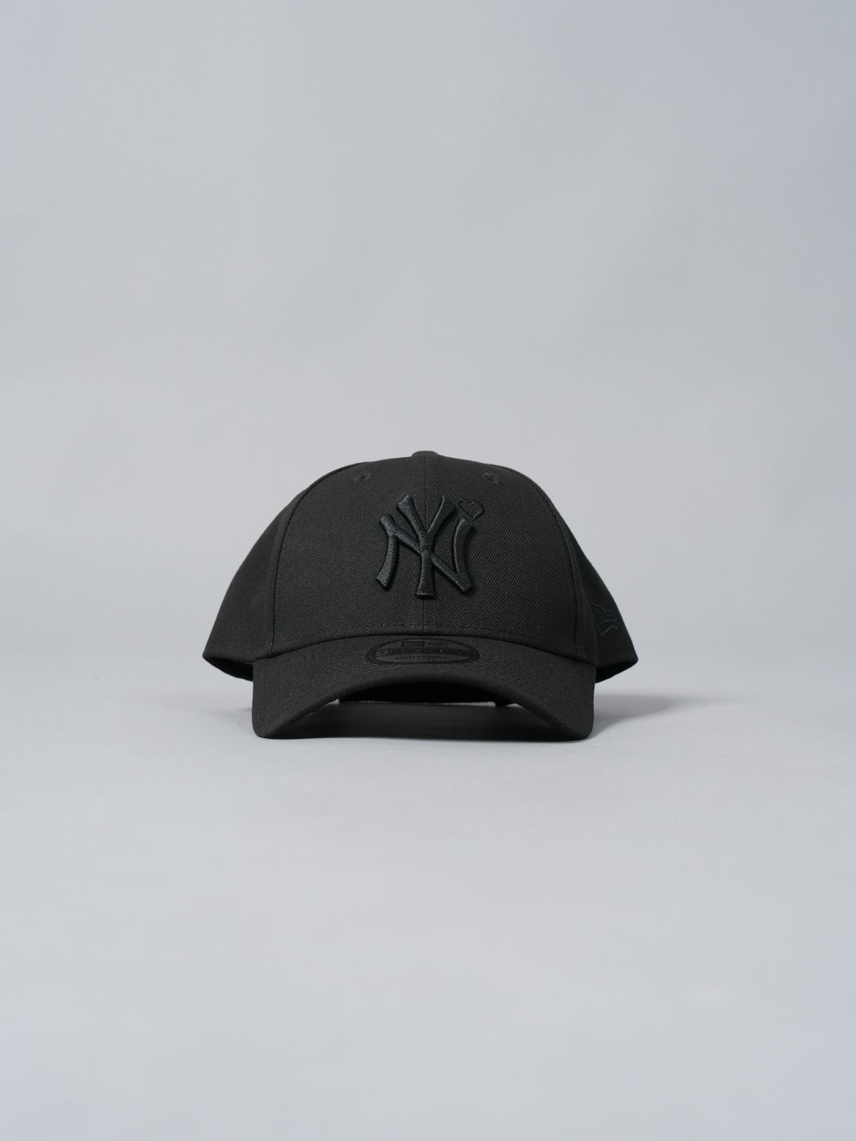 BASICKS - 【ラスト1点】【限定】9 FORTY Yankees Heart Embroidery