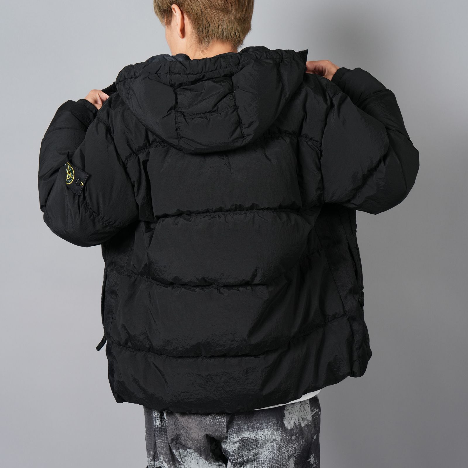 STONE ISLAND - 【ラスト1点】41419 NYLON METAL IN ECONYL® / ダウン