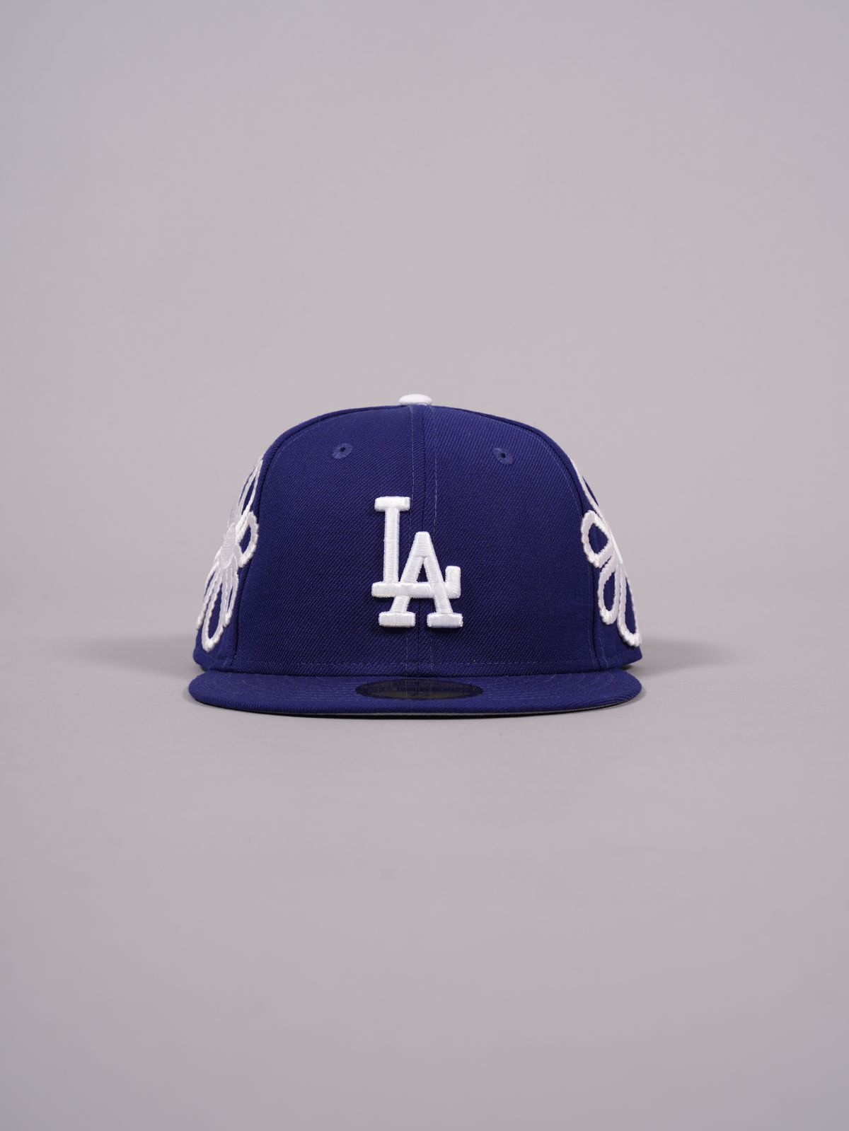 MADE IN EFFORT - 【残りわずか】 ROYAL LA W/WHITE DODGERS FITTED