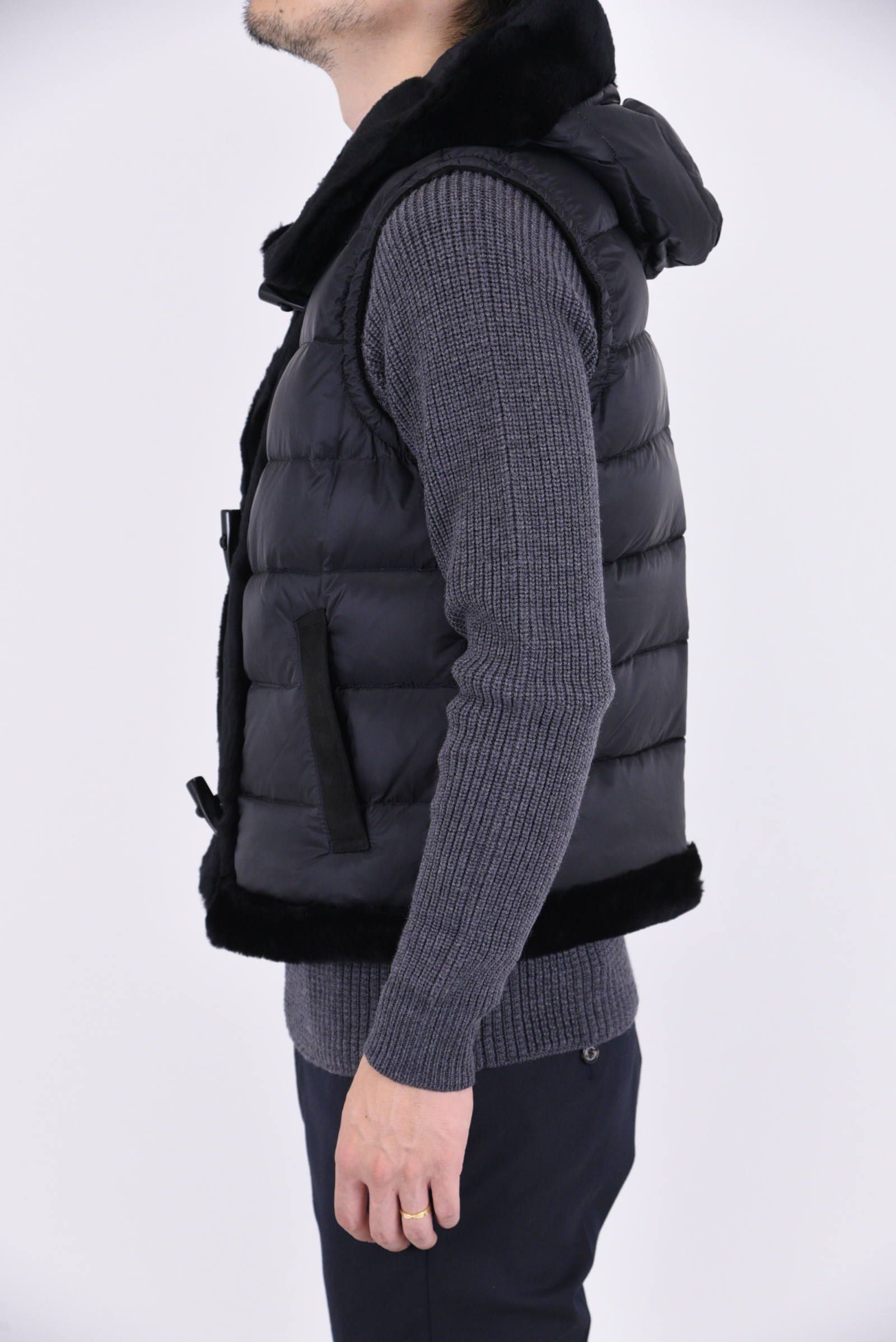 EMMETI - DANIEL (ダニエル) / ムートン / ナイロン フードダウン