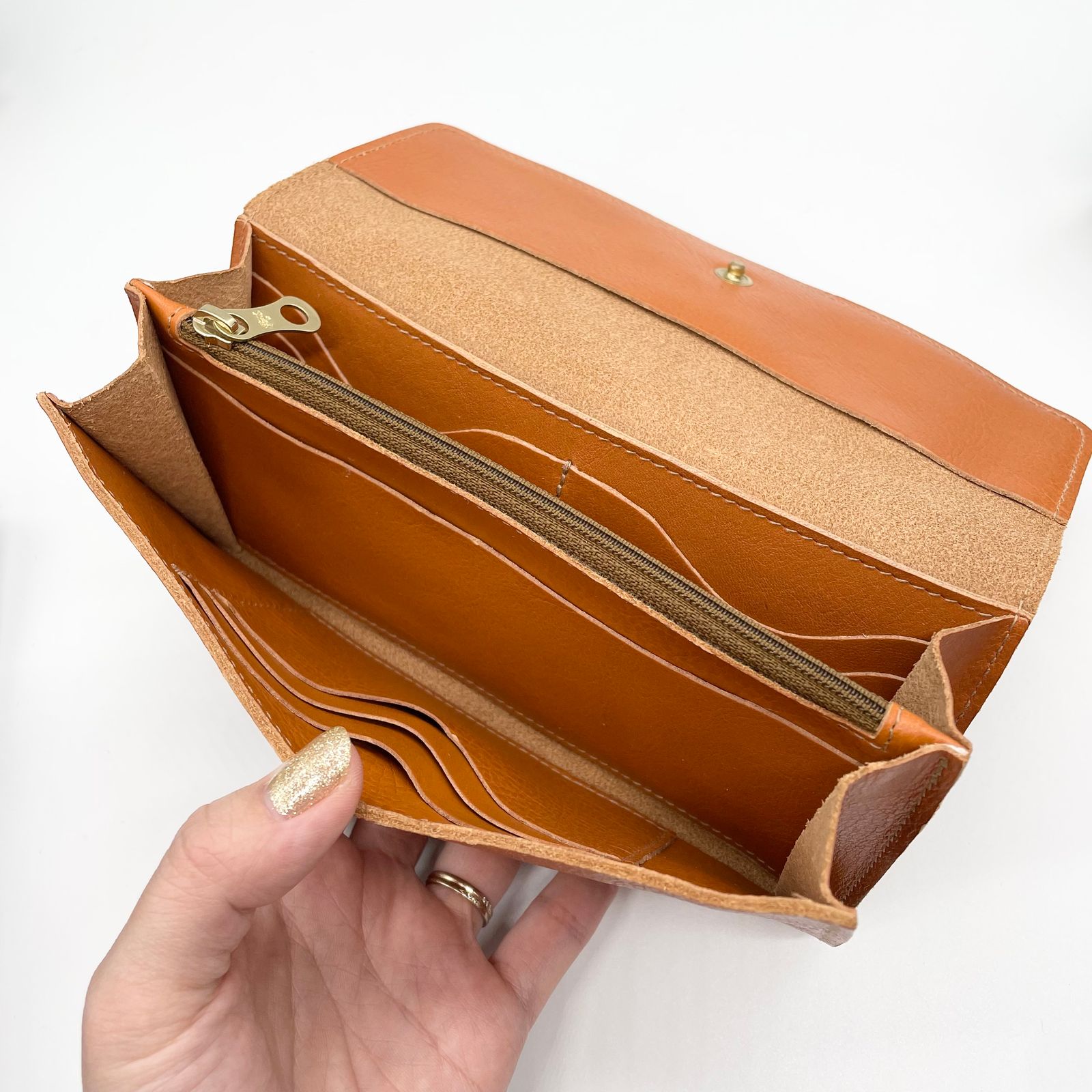 IL BISONTE - ロングウォレット/スナップボタン長財布/ヤケヌメ