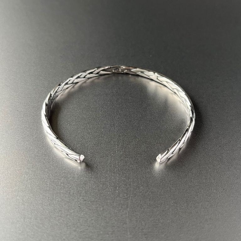 ASSET SILVER】バングル・ツイスト / シルバー925 / 幅3.5mm / 手首