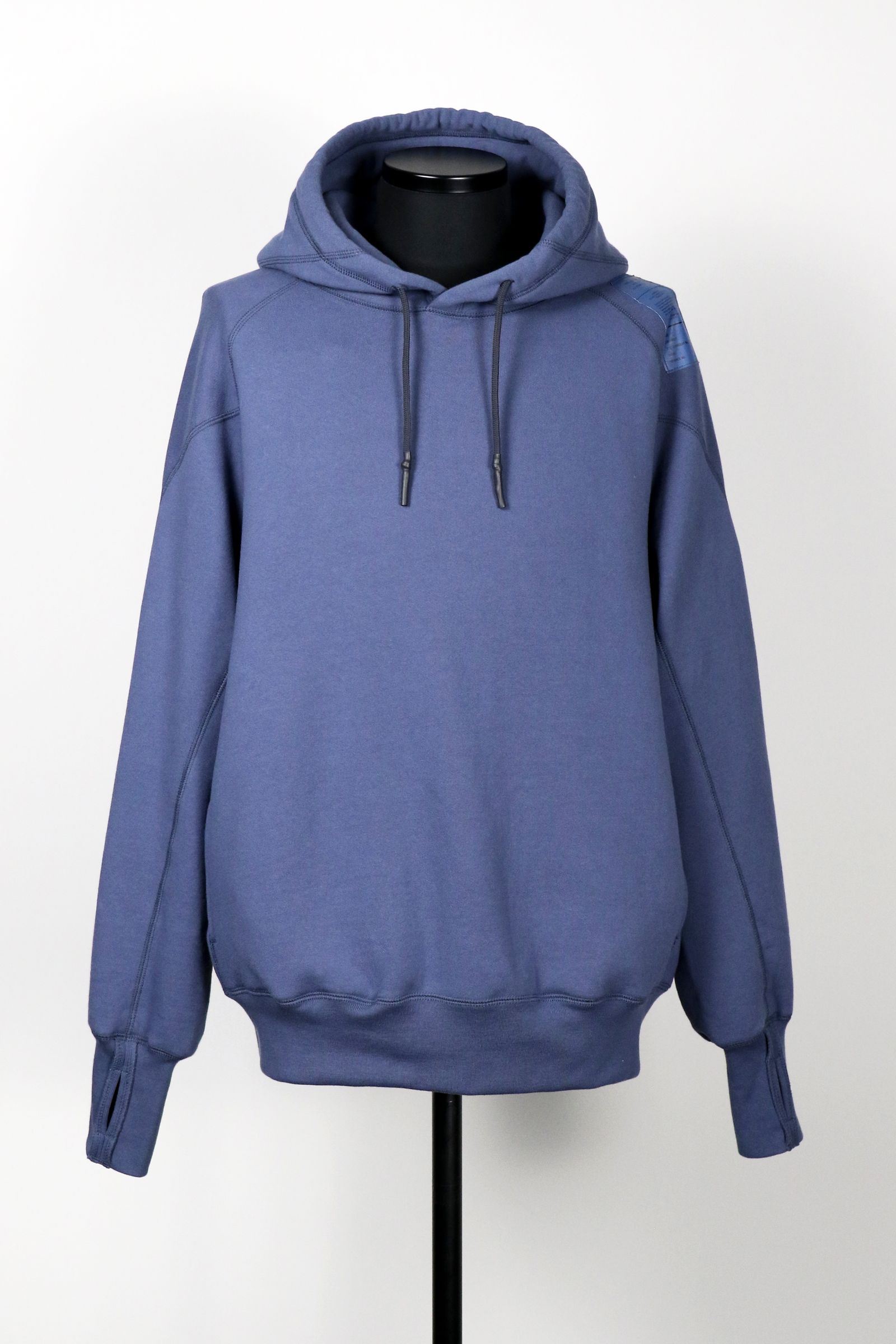 N.HOOLYWOOD TPES新作スウェットを着用したおすすめのスタイルをご紹介