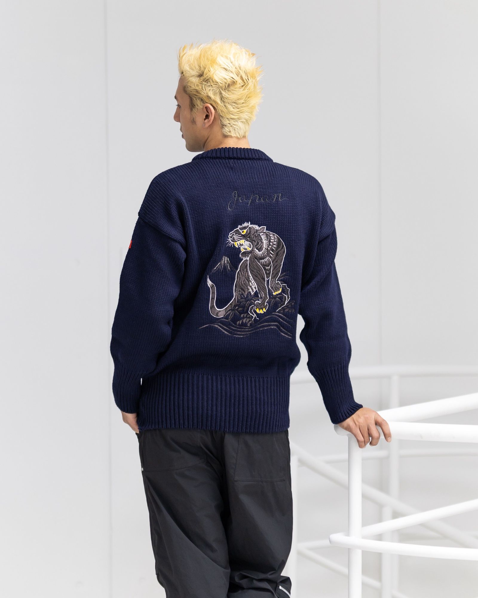 eYe JUNYA WATANABE MAN 梳毛天竺刺繍 Miller Rayner ニット 新作発売