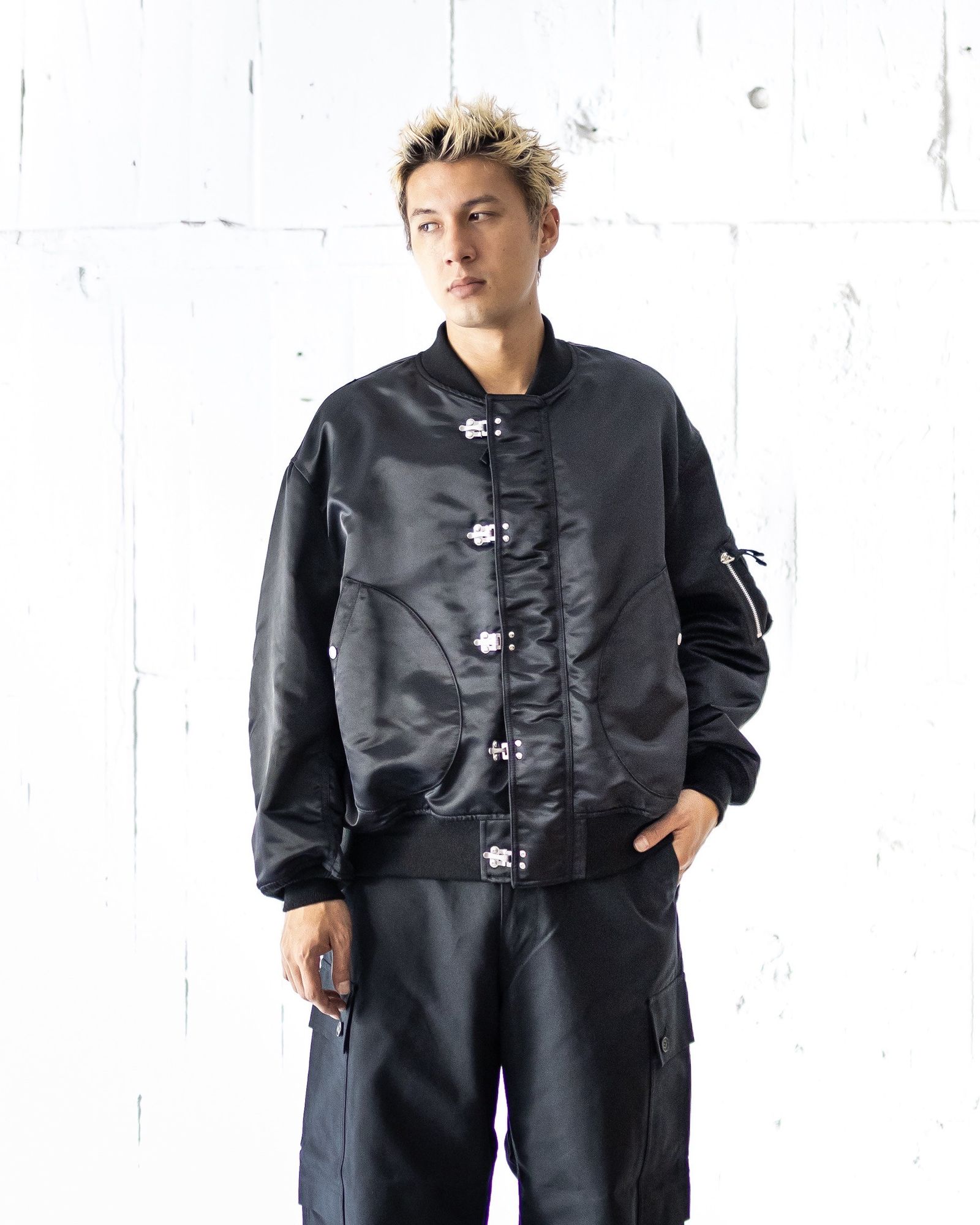 コムデギャルソンオム 新作ツイルフックミリタリージャケット MARK