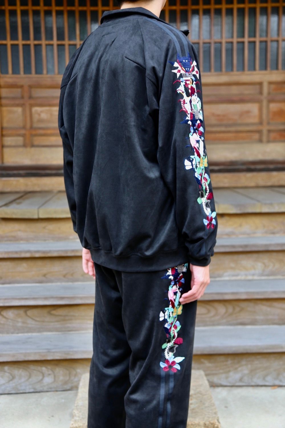 doublet CHAOS EMBROIDERY SUEDE TRACK JACKET