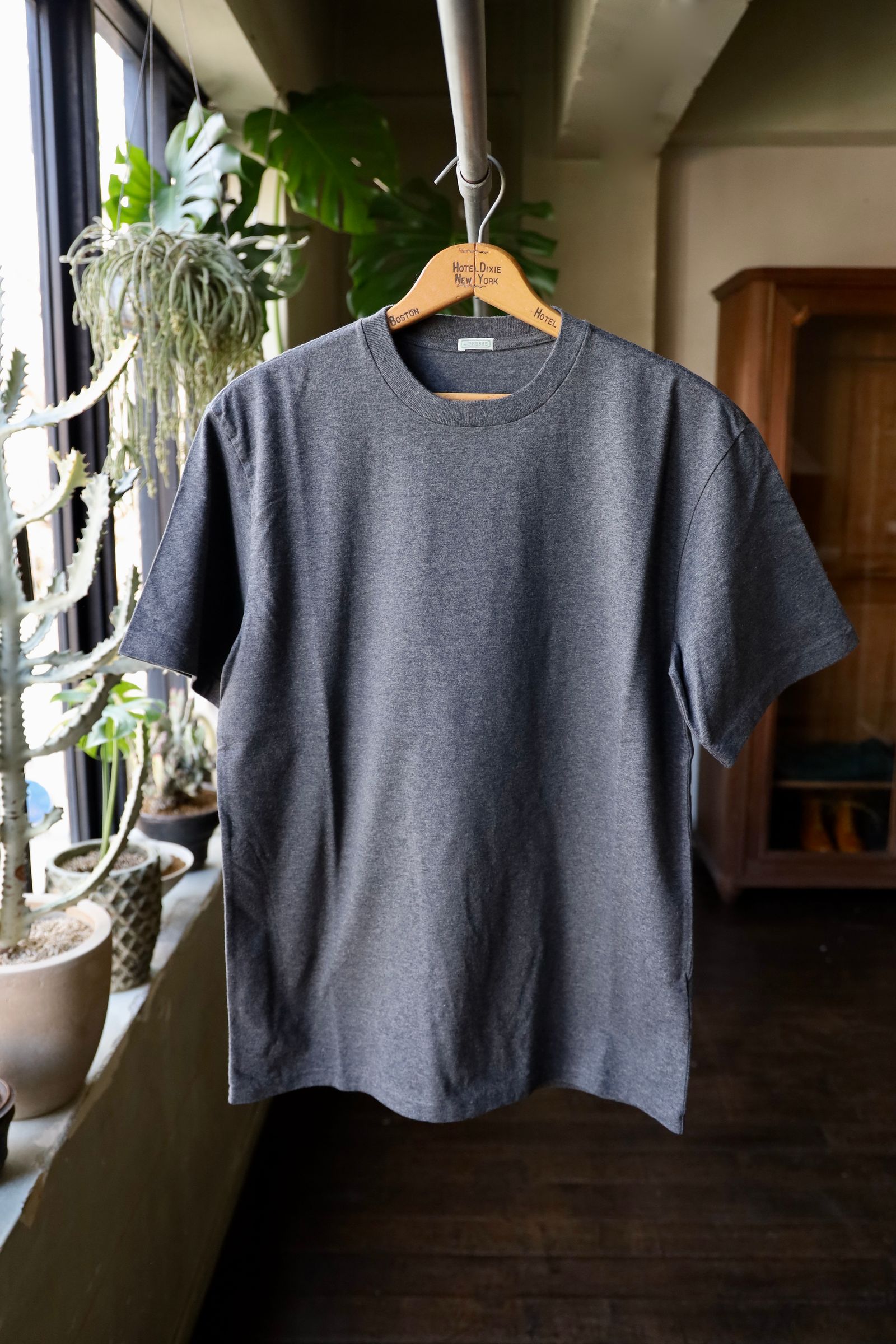 Light Weight T-shirt | MARK