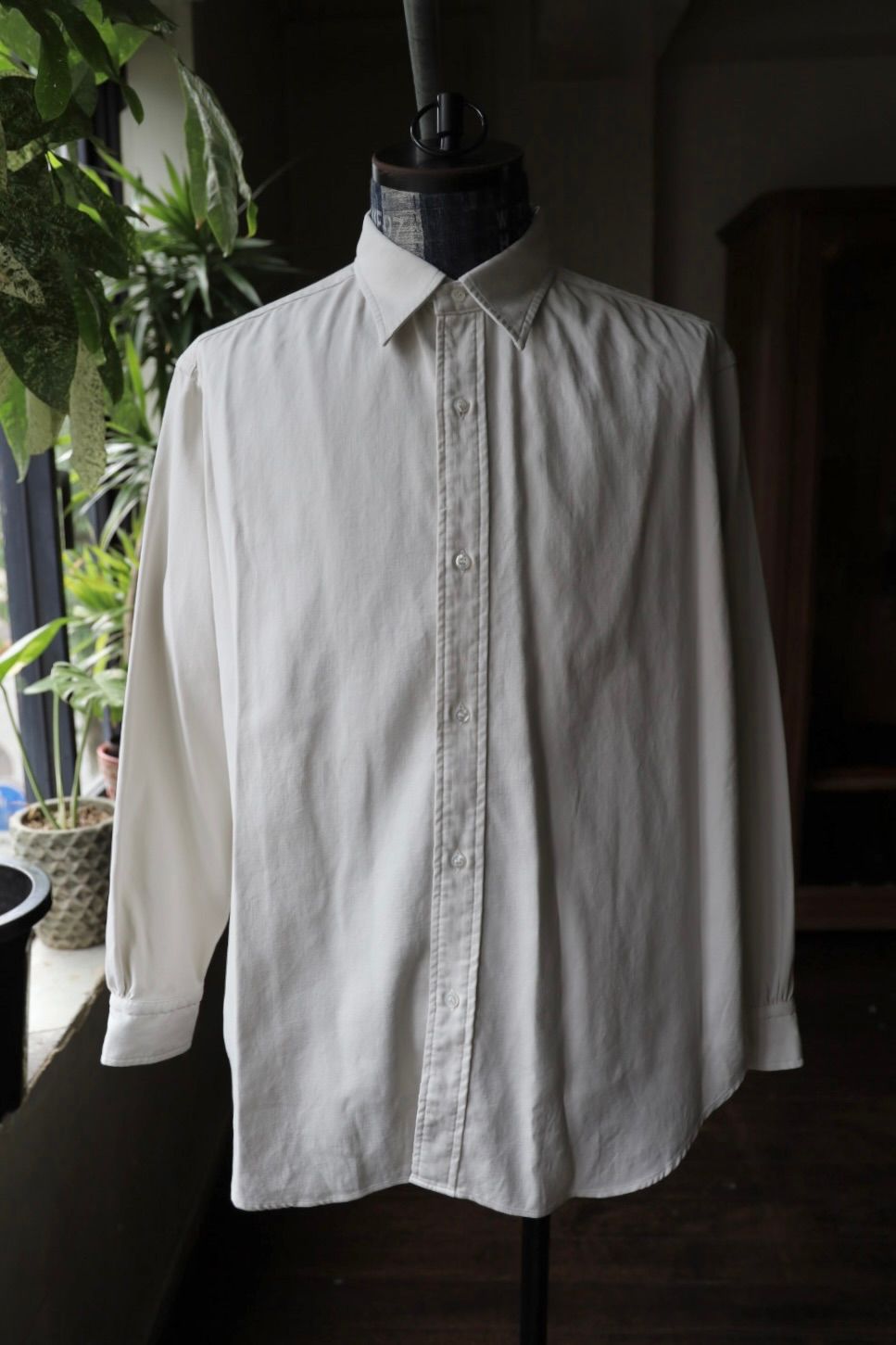 Double Weave Twill Regular Collar Shirt | MARK