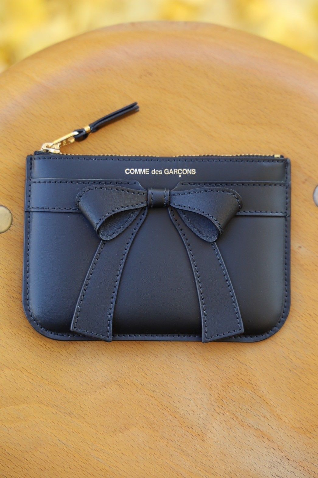 Wallet COMME des GARCONS - コムデギャルソン 財布Big Bow Zip Pouch
