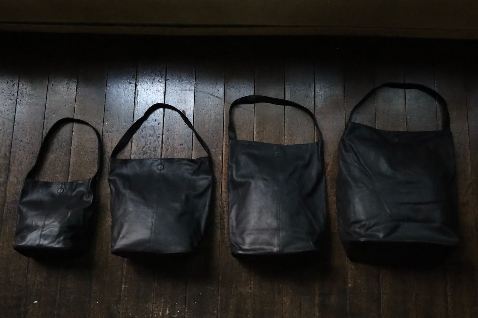 Morphée - Morphee / モルフェトートバッグ CYLINDER M(CYM -BLK)BLACK