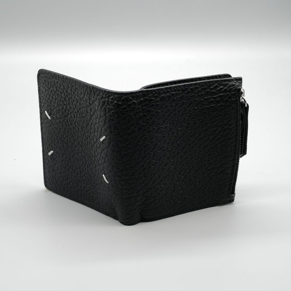 Maison Margiela - 4ステッチ フリップフラップ ウォレット <ブラック