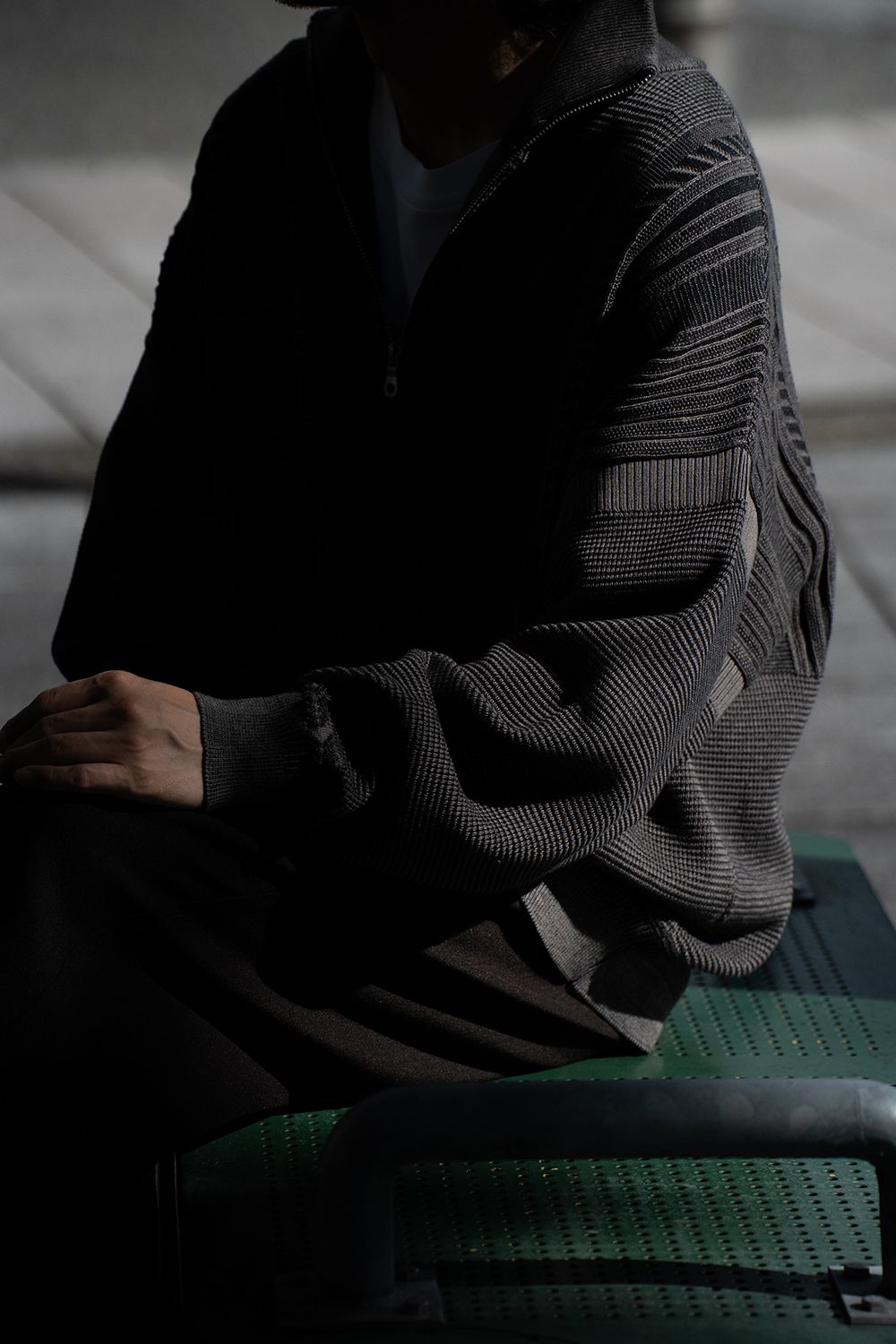 YASHIKI - 【ラスト1点】【25AW】Fuyushigure Half Zip Knit(BLACK