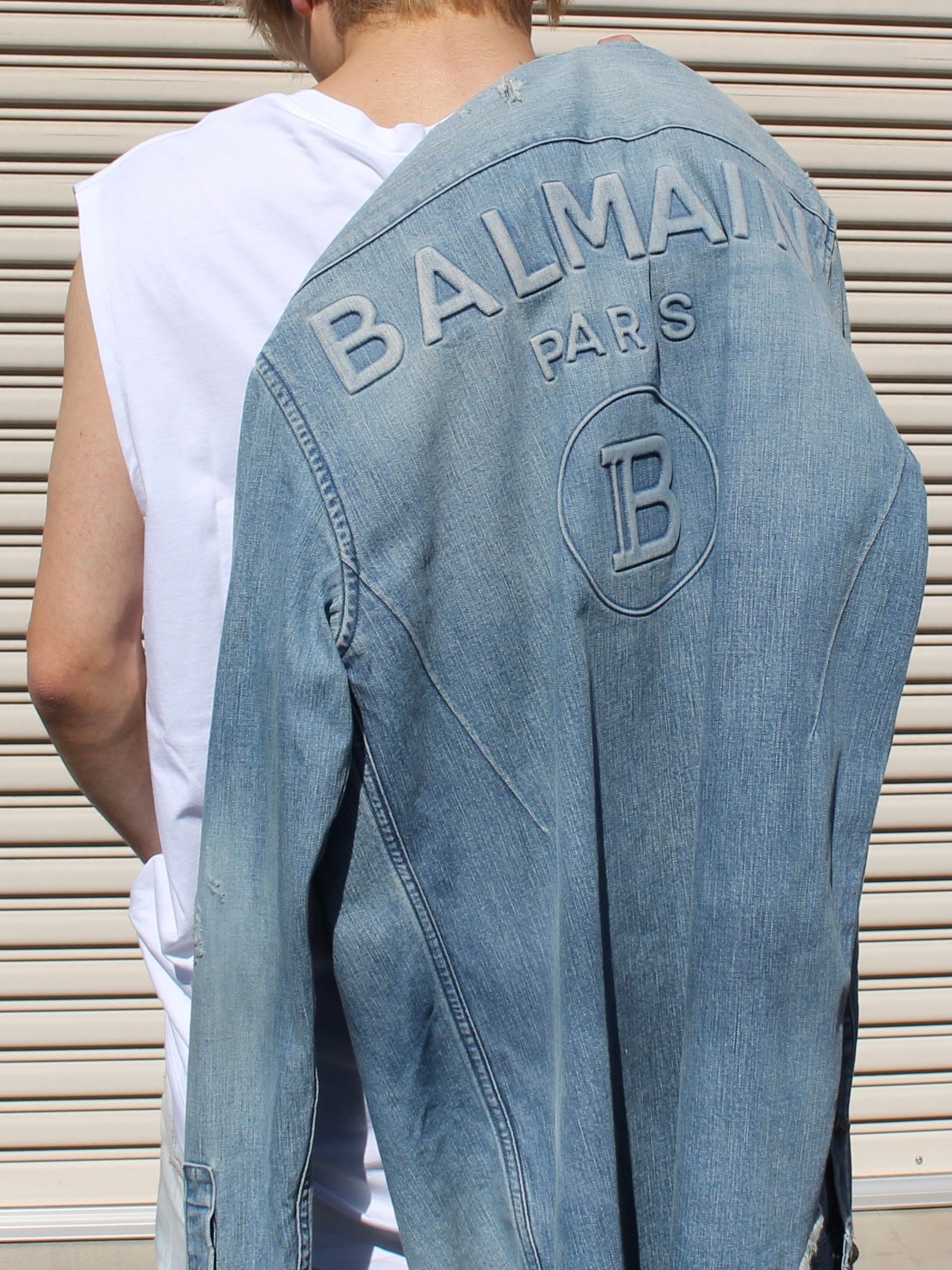 BALMAIN - エンボスロゴ ダメージデニムシャツ / SHIRTS DENIM EMBOSS