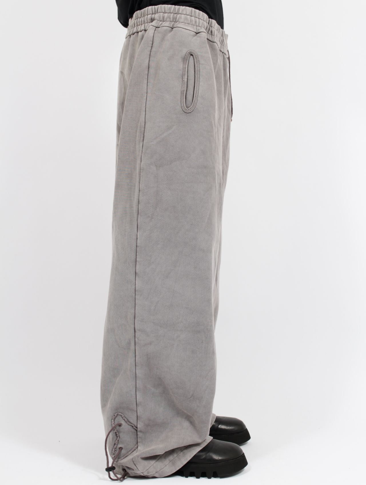 JIAN YE - 【25AW】25 スウェット パンツ / 25 PANTS / グレー | STORY