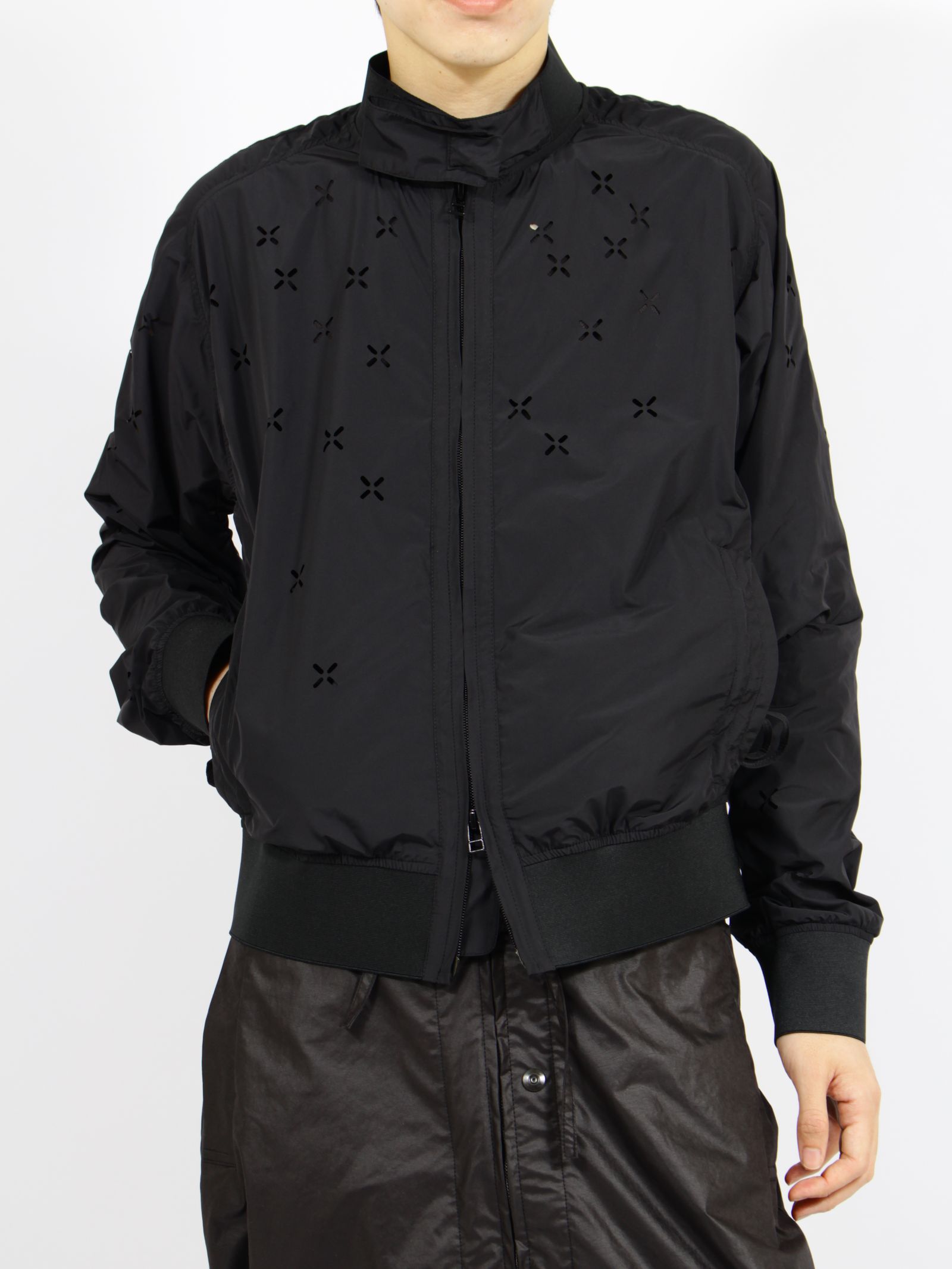 JIAN YE - ジェンイェ | STORY 公式通販 - オンラインストア