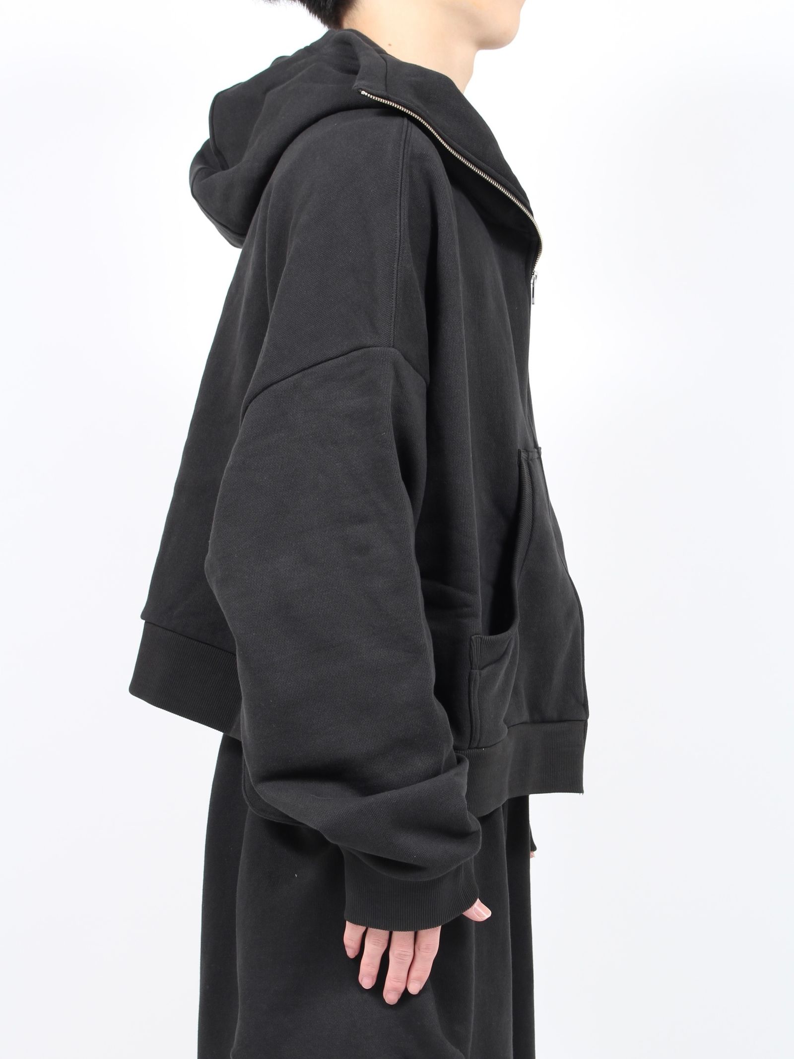 QKXcZD5cL2U9.jpg?width=768