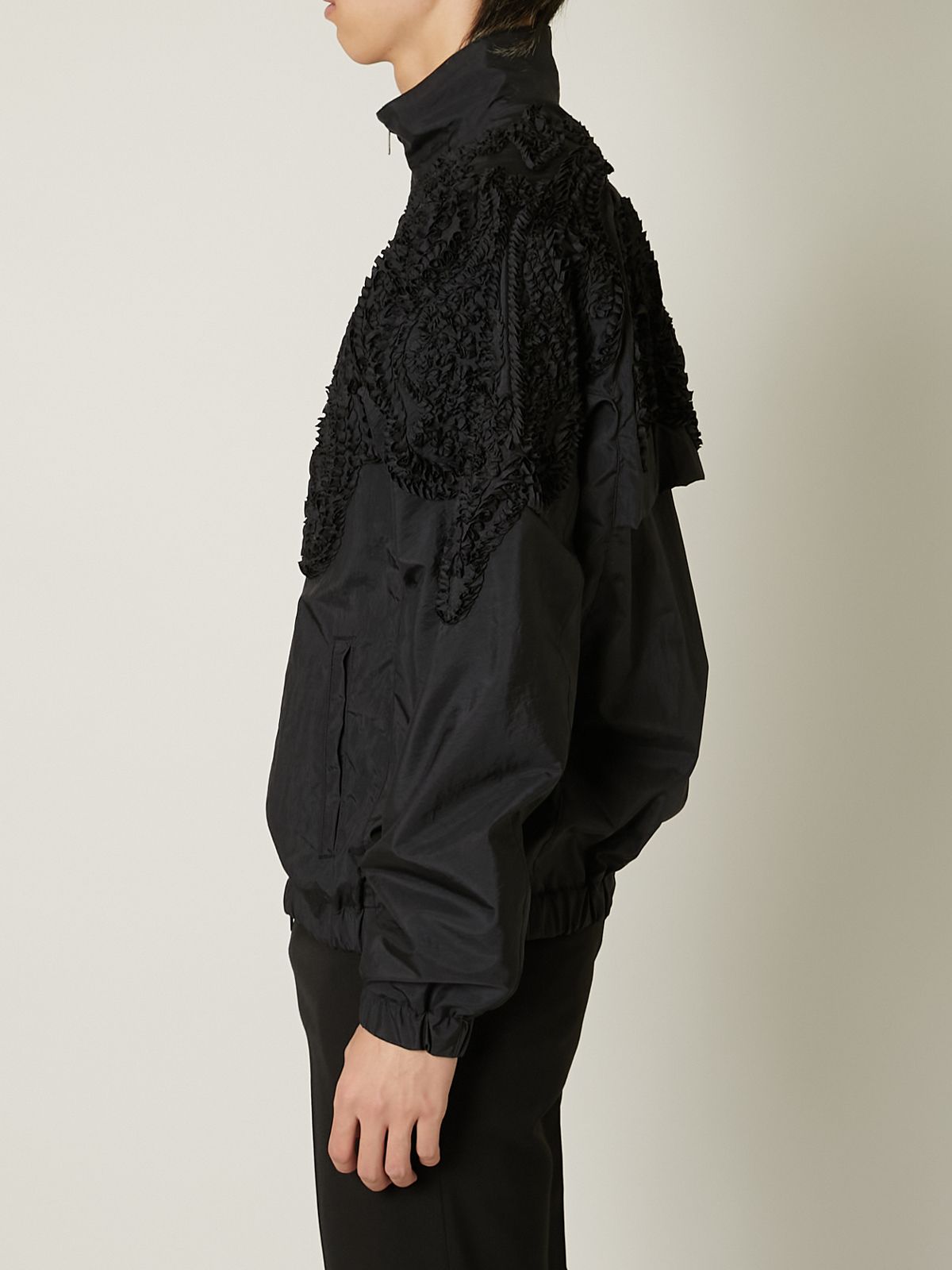 TAAKK - 【24AW】テープ刺繍 ウインドブレイカー / TAPE EMBROIDERY