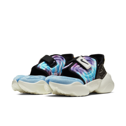 海外5月15日発売予定】ナイキ ウィメンズ アクア リフト 