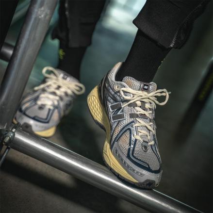 国内8月19日発売予定】ディスイズネバーザット × ニューバランス