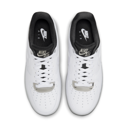 国内5月1日発売予定】 ナイキ エアフォース 1 ロー 