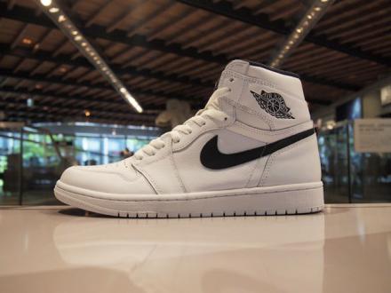 オンライン発売開始】 ナイキエアジョーダン1 ハイ OG 陰陽パック
