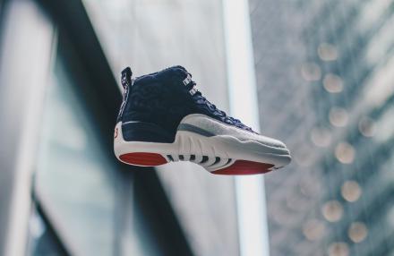 国内9月8日発売予定】 ナイキ エアジョーダン12 レトロ