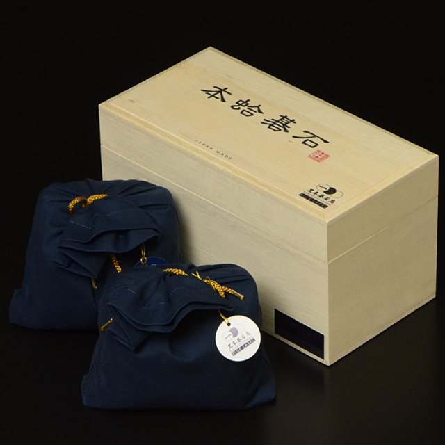 黒木碁石店 本蛤碁石 ブルーラベル 30号 | 前川榧碁盤店