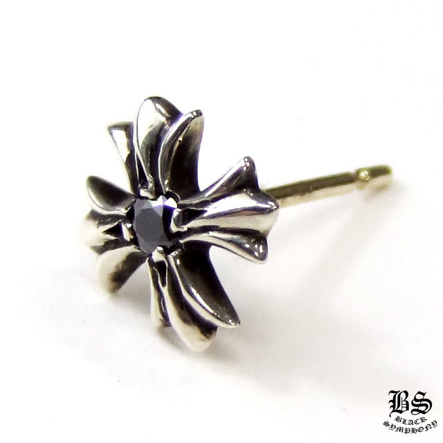 クロムハーツCHプラススタッドwithブラックダイヤモンド（ピアス