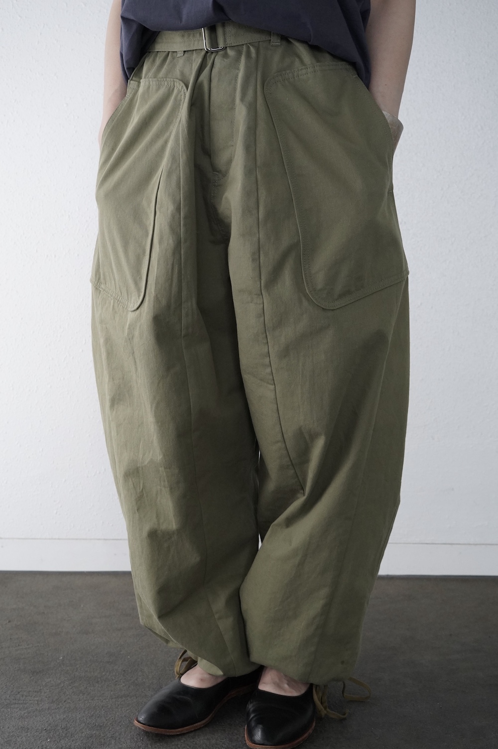 NATIVE VILLAGE ”NO,4/Rustle of trees” ダーツカーゴパンツ annabelle