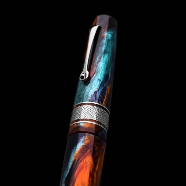 レオナルド 限定生産品 スーパーノヴァ ボヘミアントワイライト 万年筆