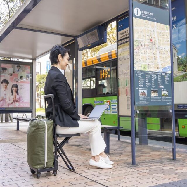 D-639 プレーネ 座面付 (L21) ブラック| キャリーバッグは信頼のスワニー