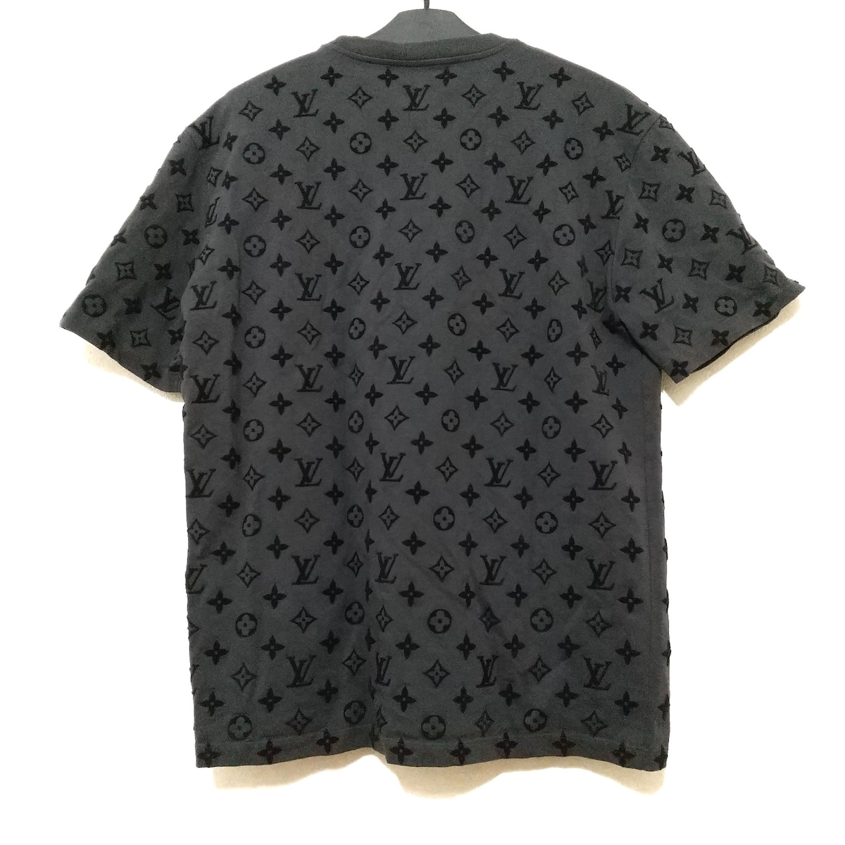 ルイヴィトン/Tシャツ/ダークグレー×黒/サイズ：XXLの買取実績【ブラン