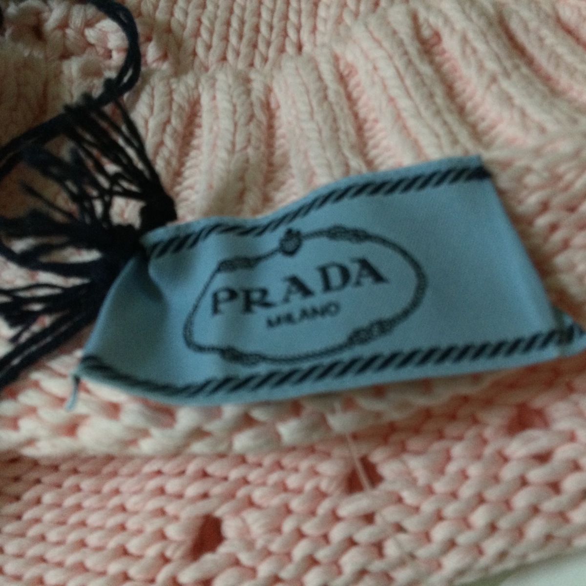 プラダ/カーディガン/ピンク/サイズ：38の買取実績【ブランディア】