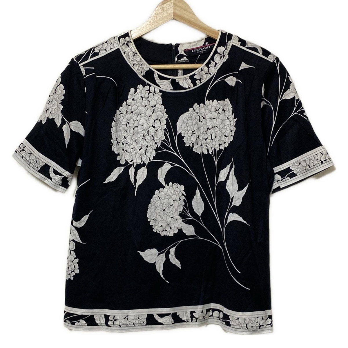 LEONARD(レオナール) 半袖カットソー サイズL レディース - 黒×白