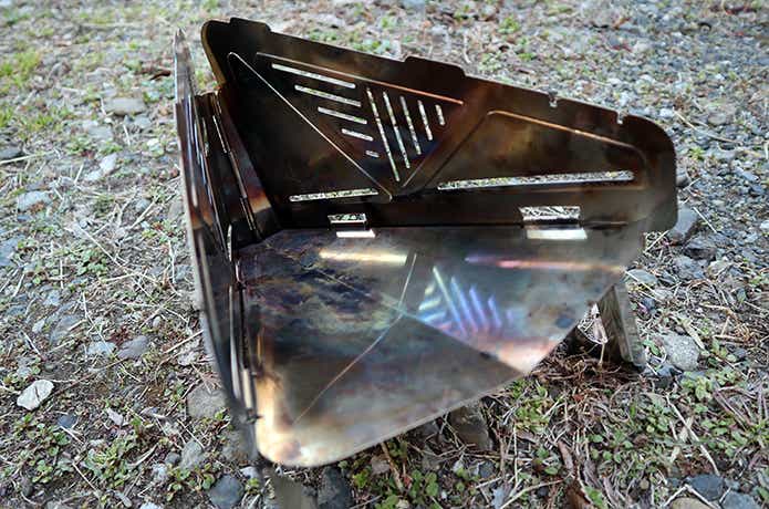 焚き火台コンテストで1位獲得！オーテックキャンプの「コックピット