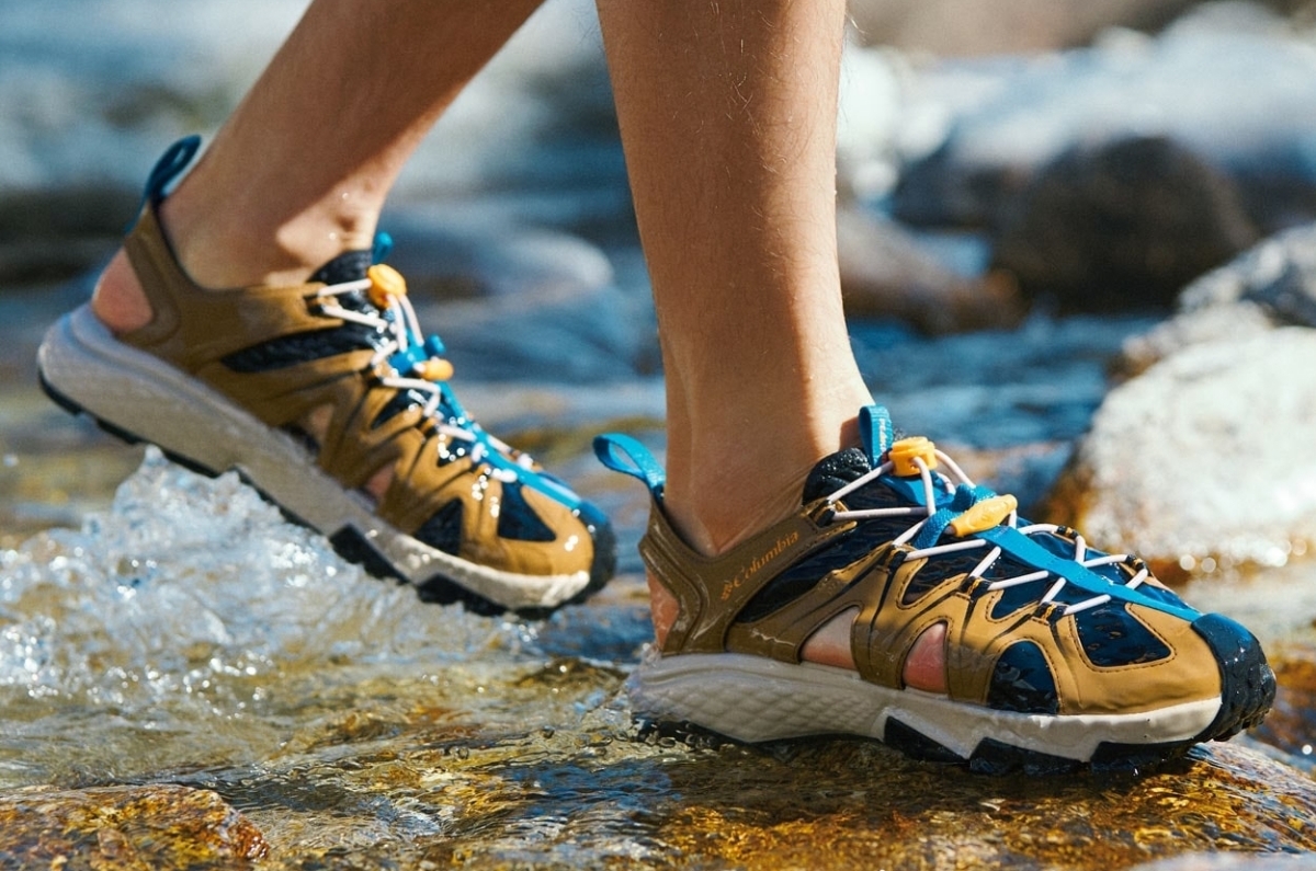 夏、これ1足でよくない？」コロンビア新作が“サンダル＋スニーカー”の