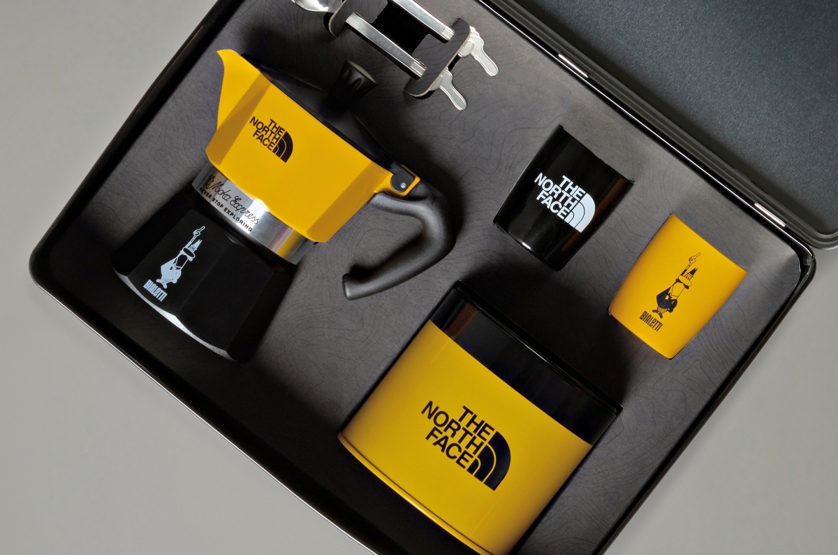 所有欲が爆発…！」ノースフェイスが“限定100セット”でビアレッティと
