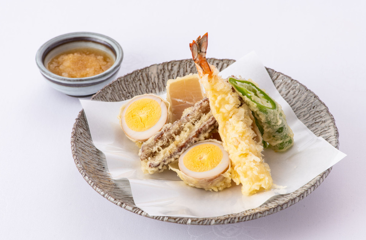 料亭の天麩羅（てんぷら）盛り合わせ 大根みぞれ汁」 - 赤坂経済新聞