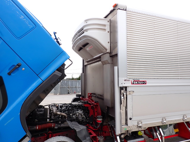 中古 日野 冷凍ウイング 4トン(中型) H25年【ストックNo.13-70758