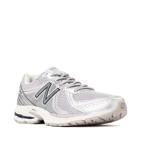 New Balance 860v2 Athletic Shoe - Grey / Medusa Green | Journeys