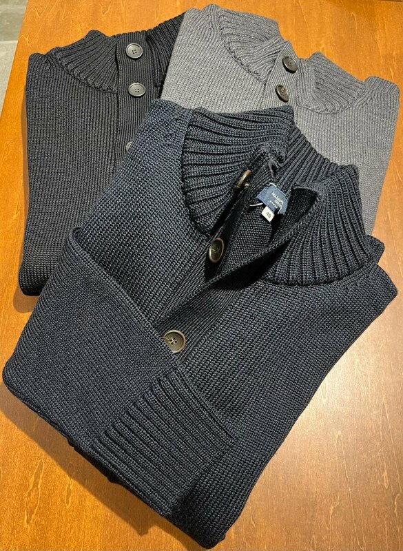 今年もやっぱり、スタンドカラーカーディガン。 | 読む、鎌倉シャツ