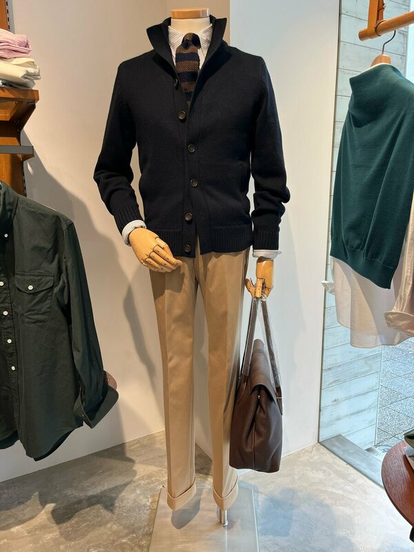 今年もやっぱり、スタンドカラーカーディガン。 | 読む、鎌倉シャツ