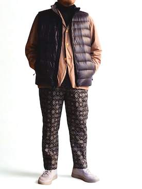 NIKE ACGのダウンベスト（ブラック系）を使った人気ファッション