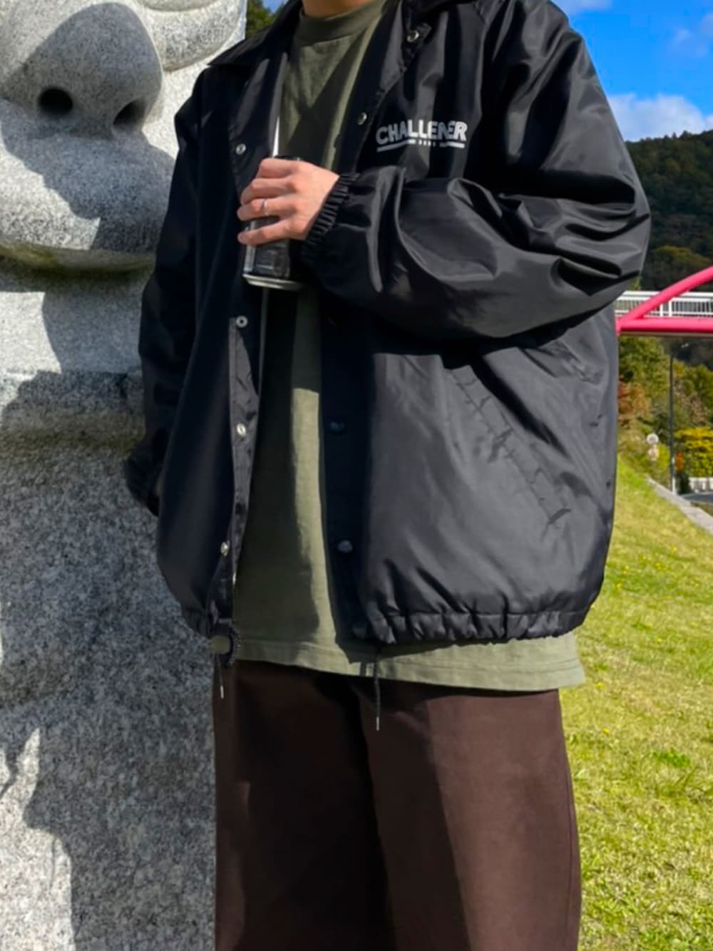 CHALLENGERのナイロンジャケットを使った人気ファッション
