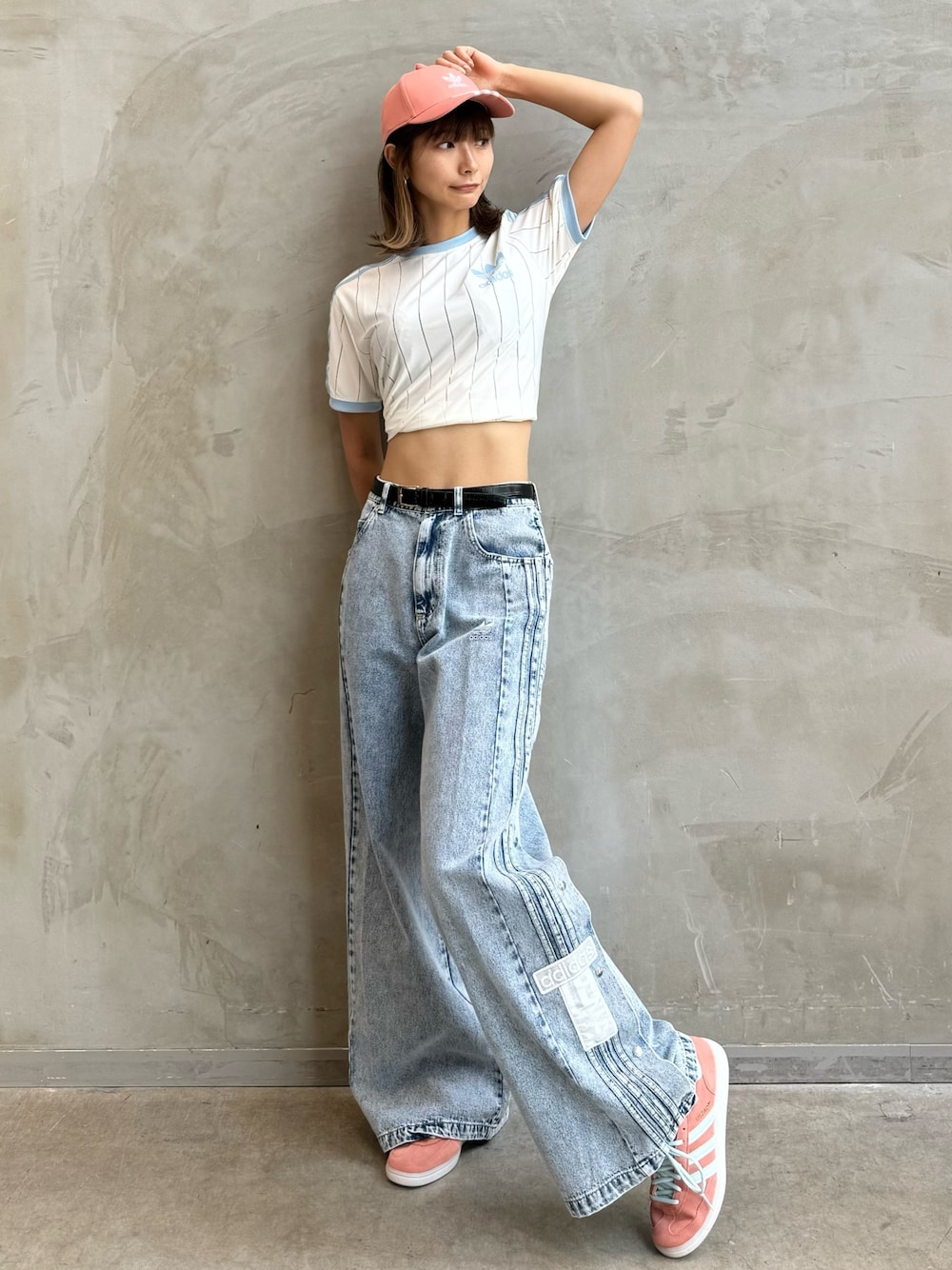 AG(アディダス オリジナルスショップ 福岡)｜adidasのパンツを使った