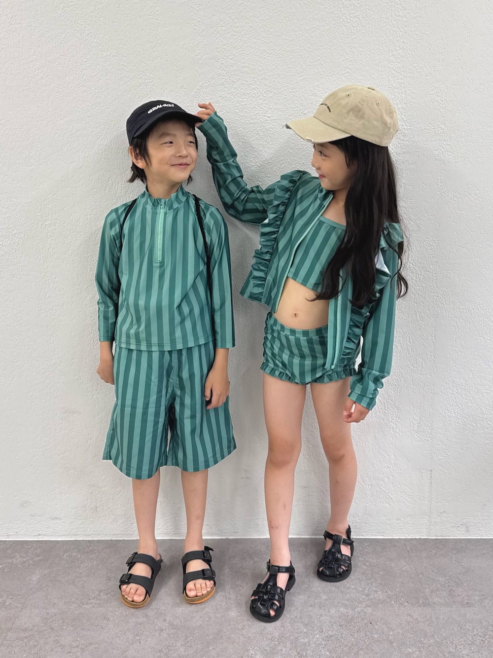 CIAOPANIC TYPYのラッシュガードを使った人気ファッション